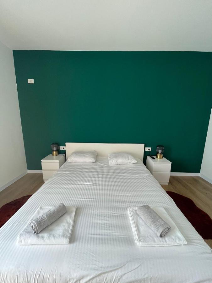 Sky Residence Airport Or Therme Spa No 10 Otopeni Exterior photo